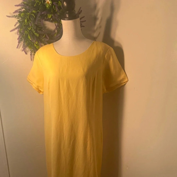 Adolfo Studio 16 short sleeve maxi linen dress, back zipper closure and split - Picture 2 of 7